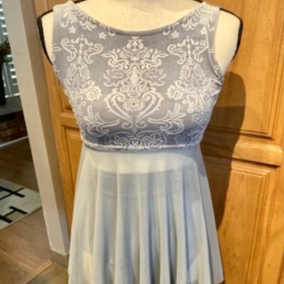 Beautiful Custom-Made Gray Costume by Showtime Creations...Girls Size 12 - Picture 2 of 4